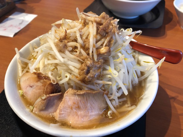 うから家から 福島駅 再訪し 二郎インスパイアの喜多方系ラーメンをシバく ぶるちゃんグルメ